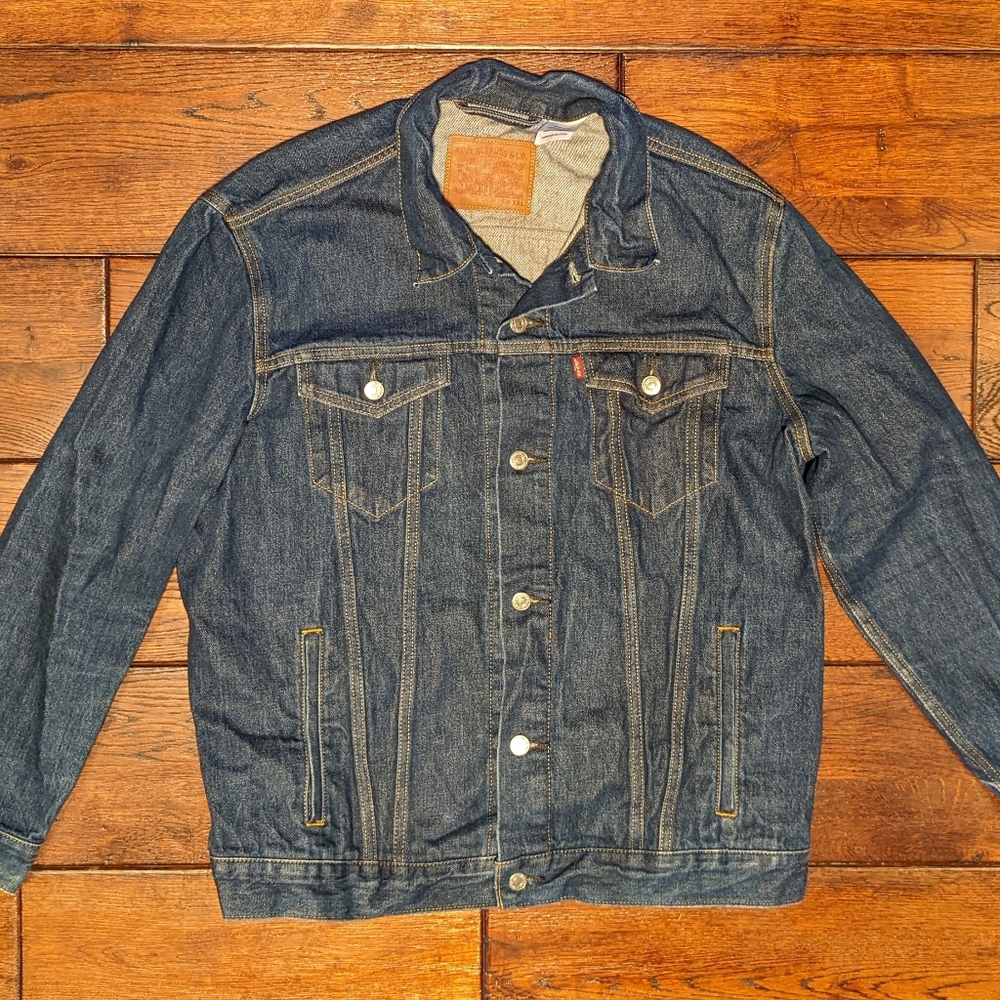 Levi's Men's Trucker Jacket XXL Classic Dark Wash Blue Denim Jacket Button Up